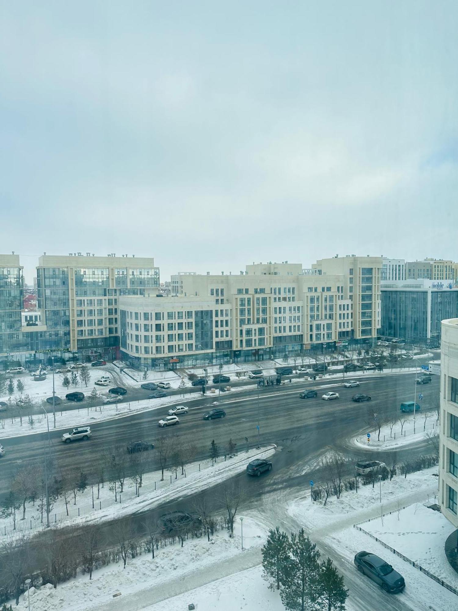 Apartment 2 комн возле экспо, Mega Silk Way *